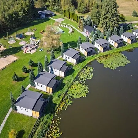 Single-story By The Pond No 6 بيت للعطل